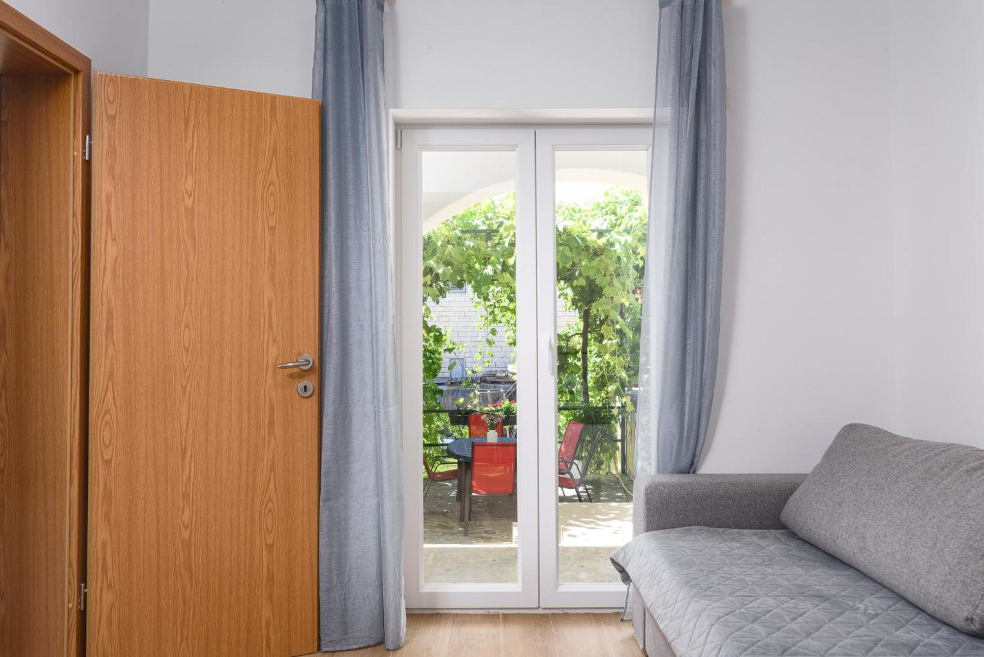 Apartments Eva Τρογκίρ Εξωτερικό φωτογραφία