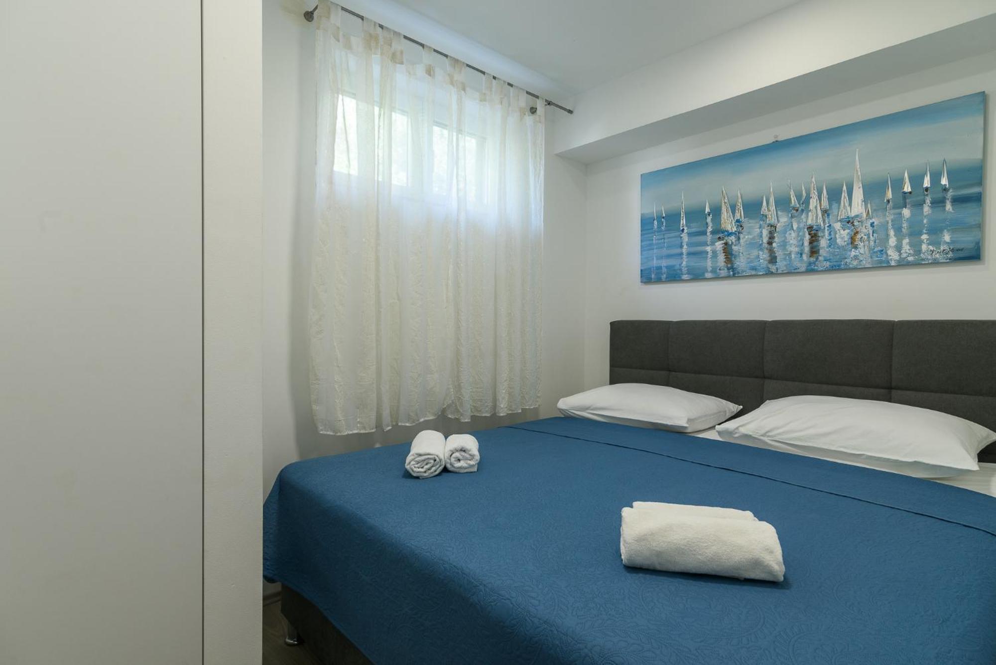 Apartments Eva Τρογκίρ Εξωτερικό φωτογραφία