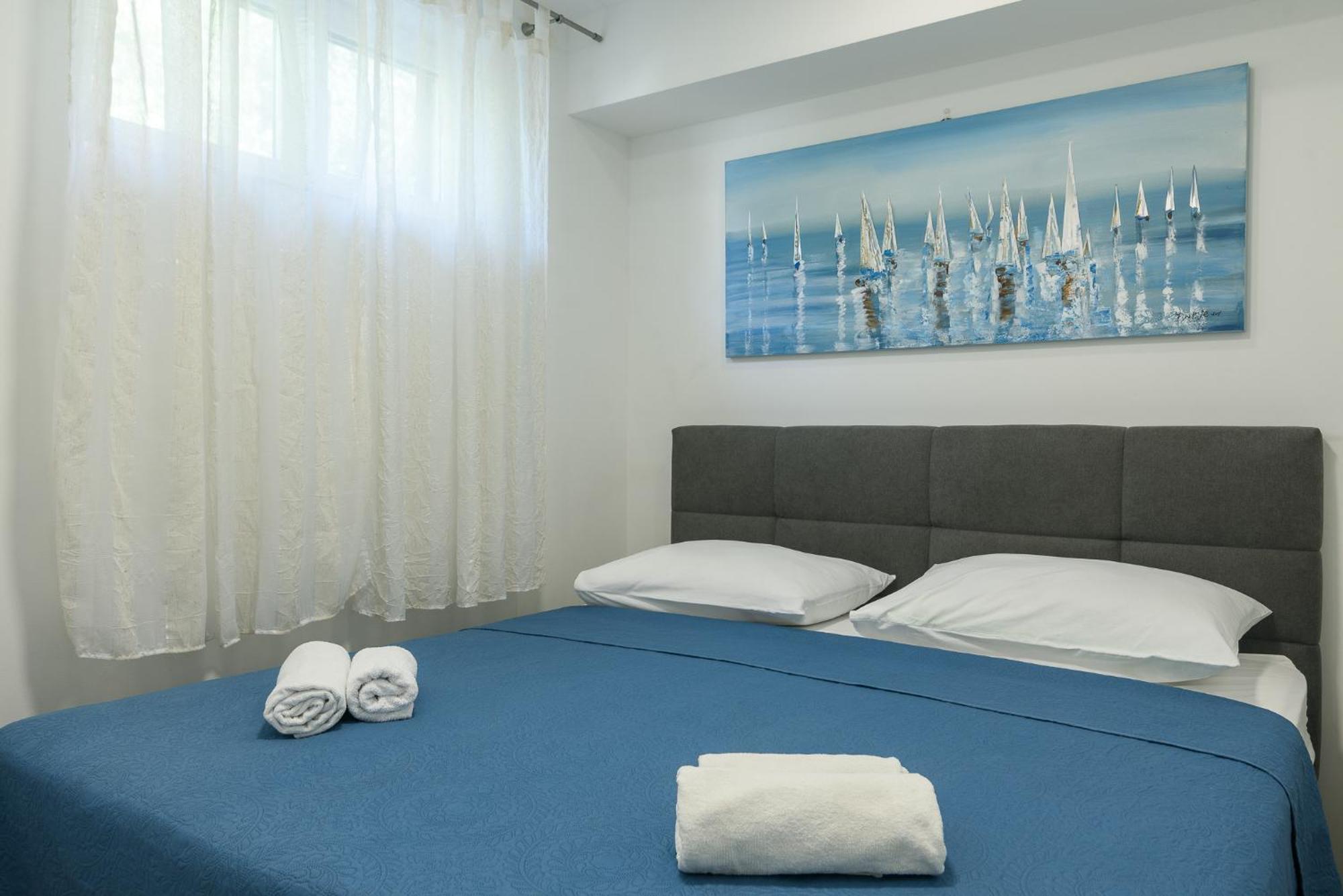 Apartments Eva Τρογκίρ Εξωτερικό φωτογραφία