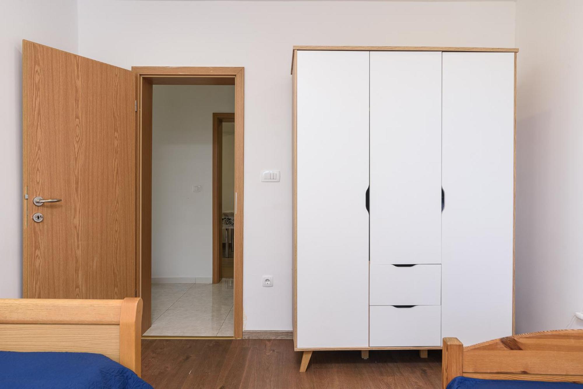 Apartments Eva Τρογκίρ Εξωτερικό φωτογραφία