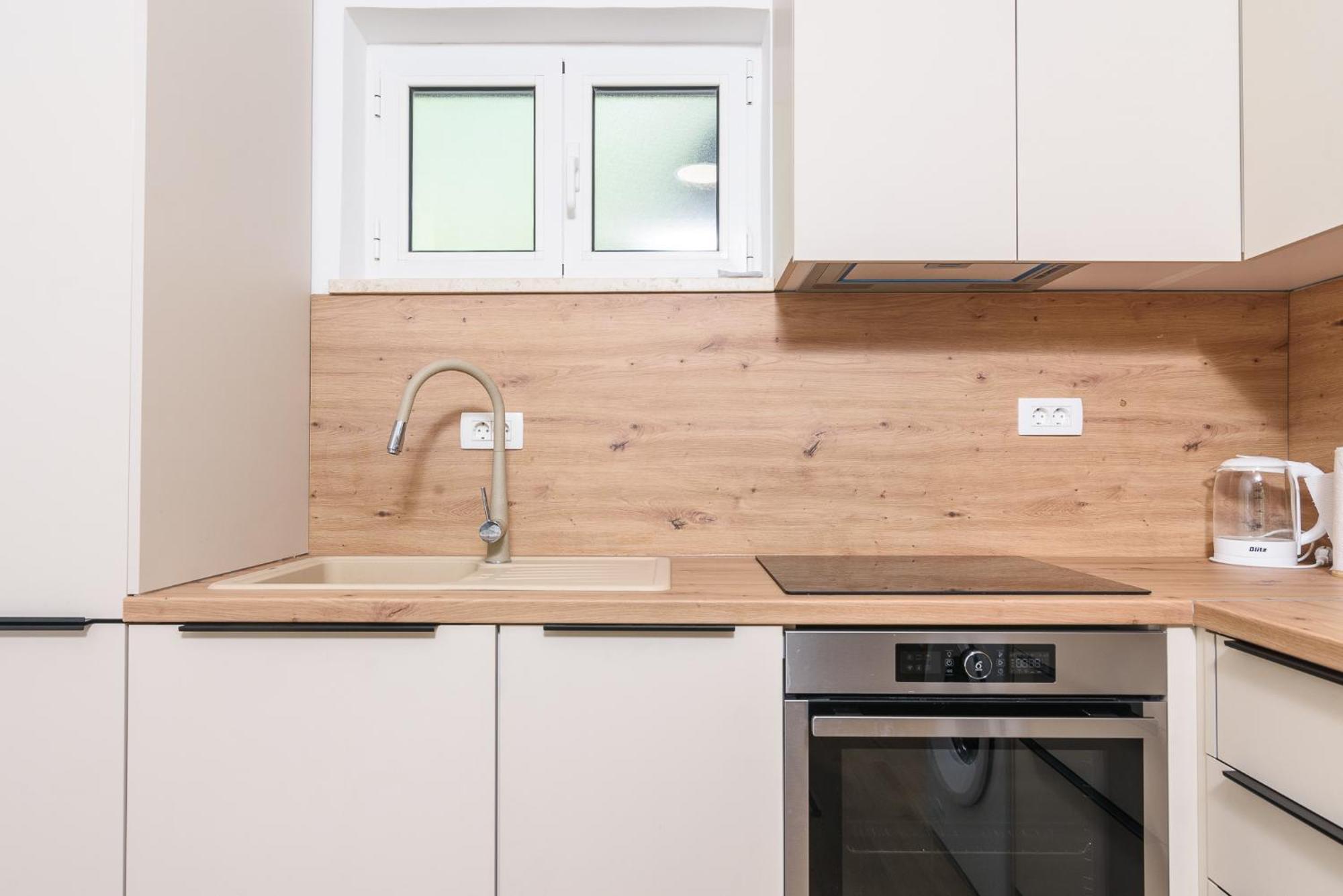 Apartments Eva Τρογκίρ Εξωτερικό φωτογραφία