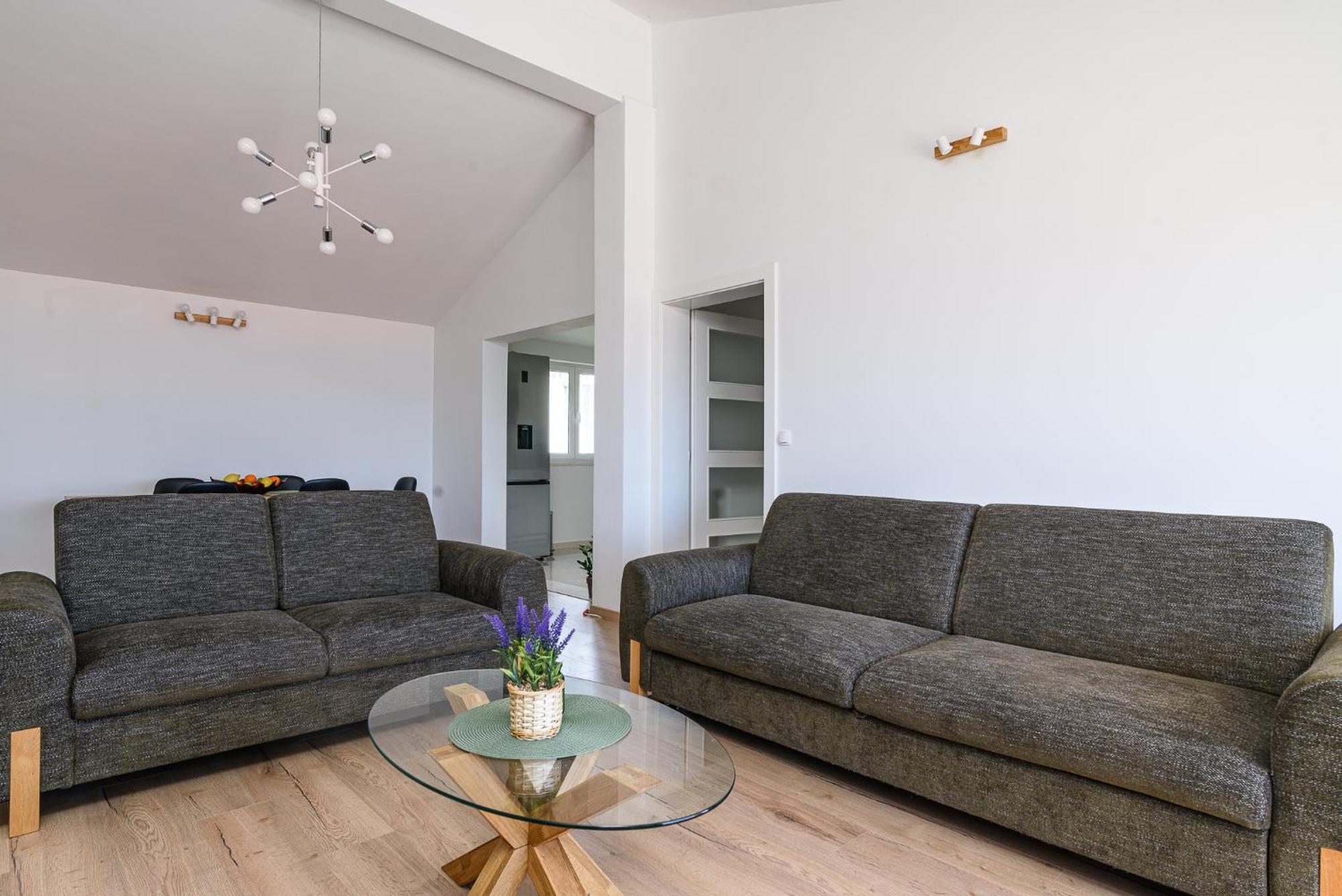 Apartments Eva Τρογκίρ Εξωτερικό φωτογραφία